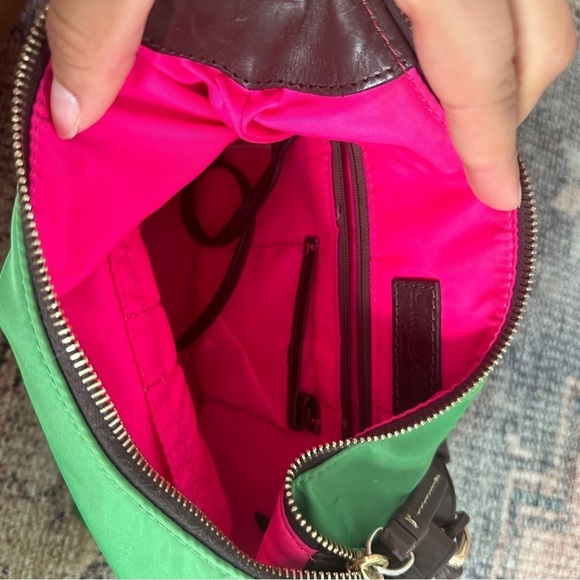 Vintage Dooney and Bourke Iconic Green Shoulder Bag - Picture 3 of 6